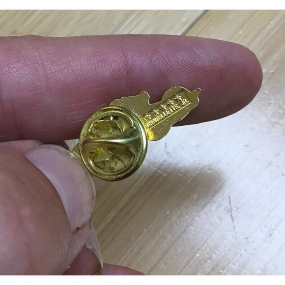 I'm A Hog For Indy Shrine Shriners Masonic Race Car Pin Pinback #38952 - Picture 2 of 3